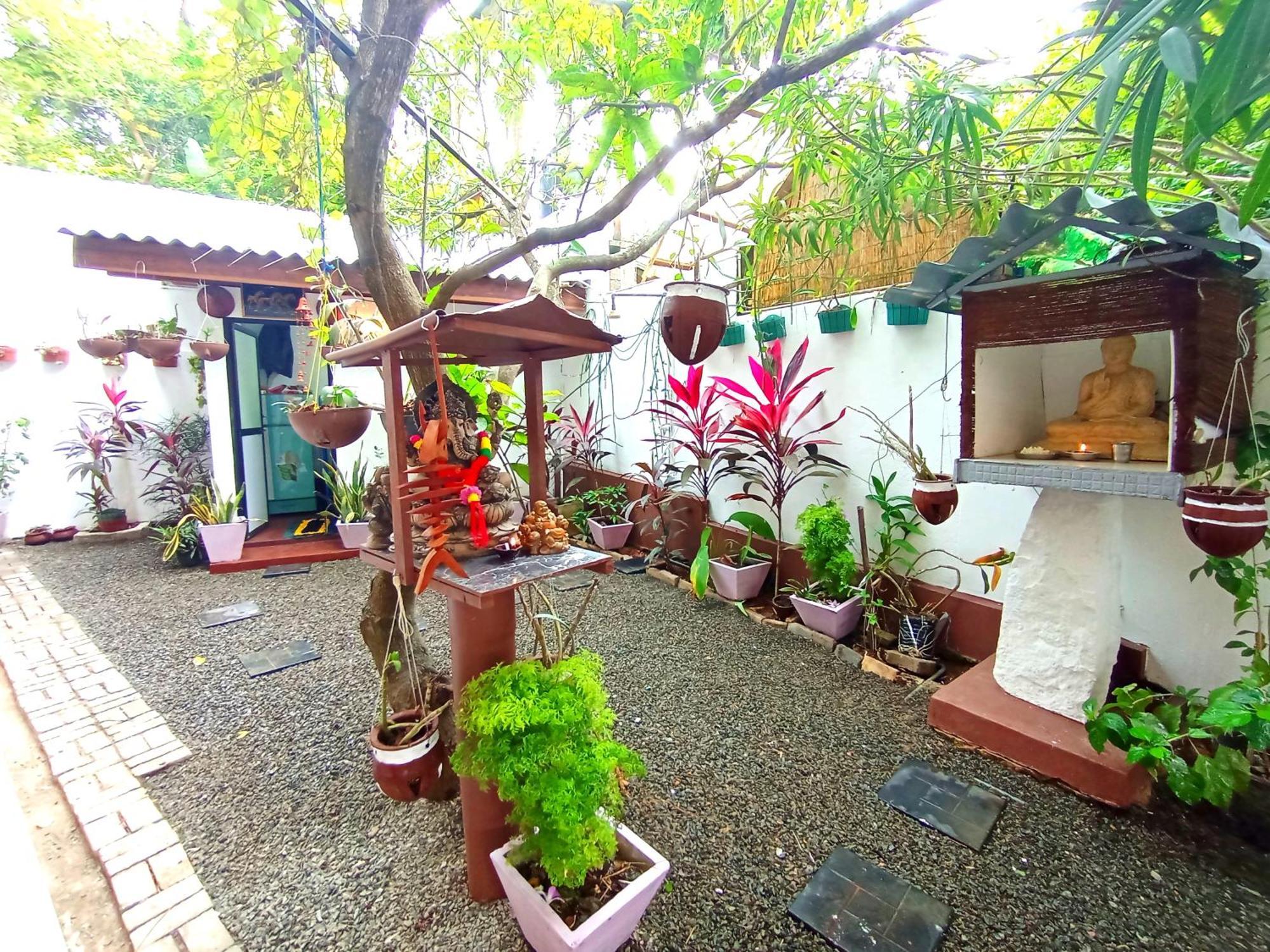 Ramesh Guesthouse Mirissa Exterior photo