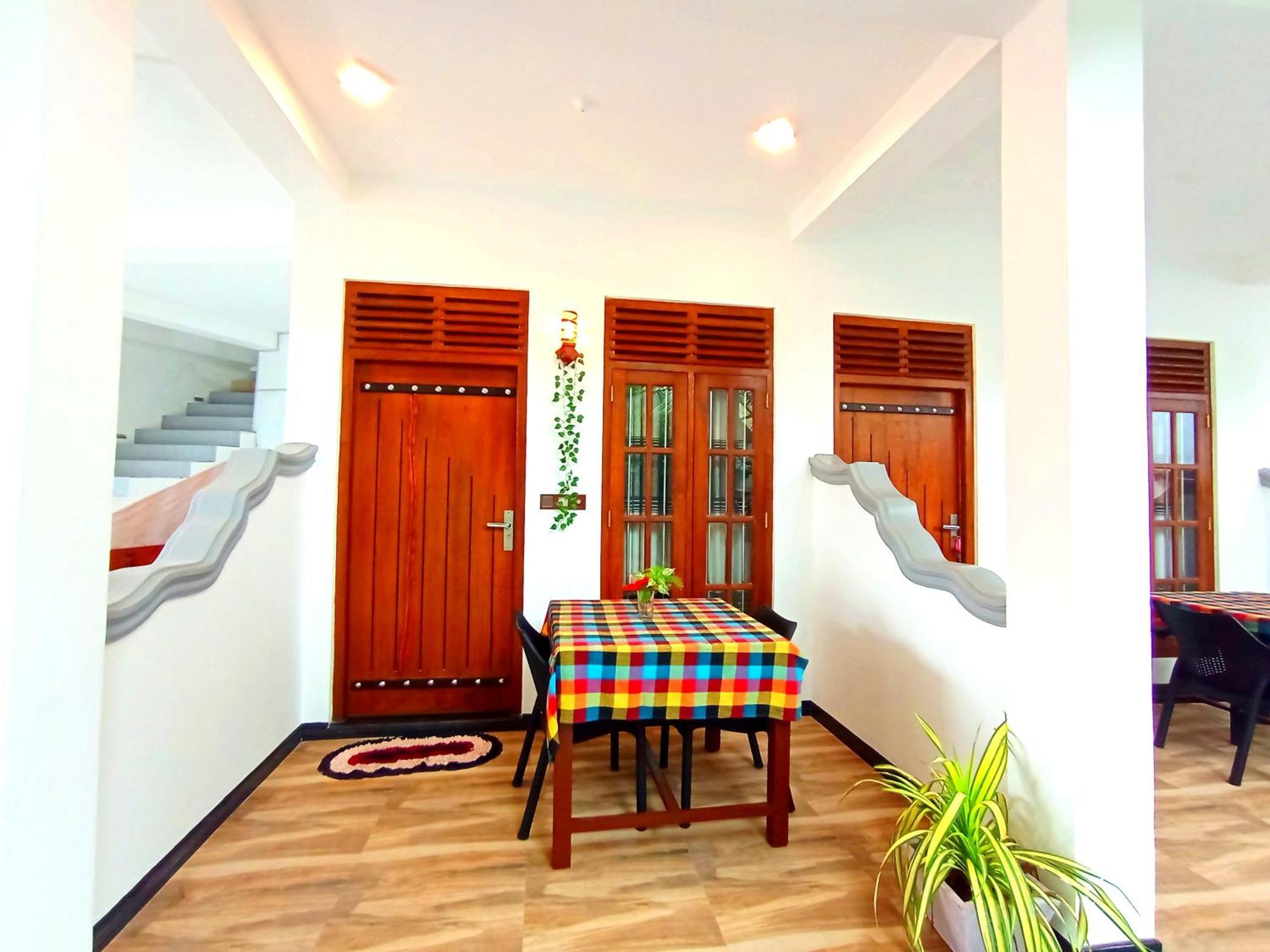Ramesh Guesthouse Mirissa Exterior photo