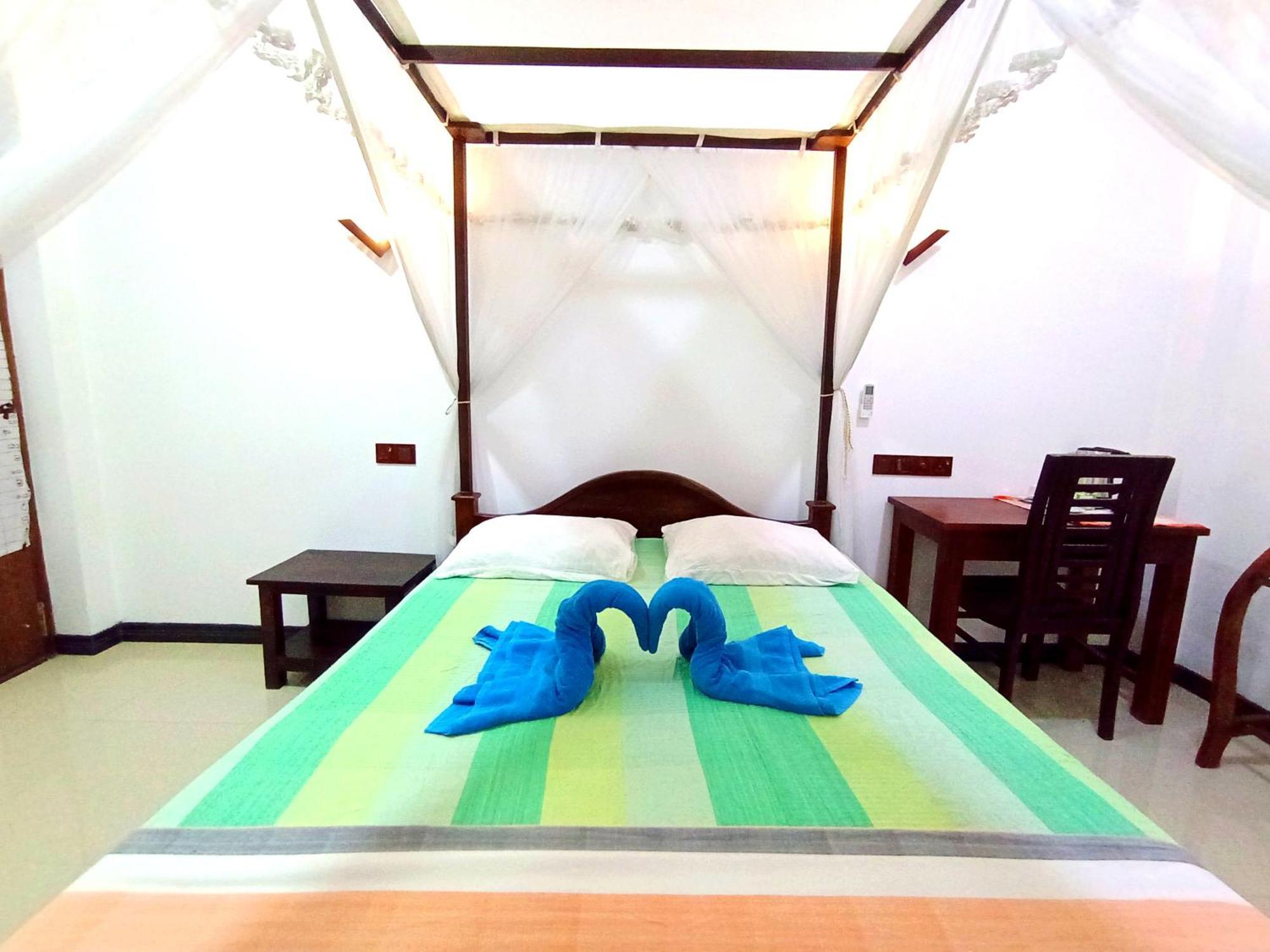 Ramesh Guesthouse Mirissa Exterior photo